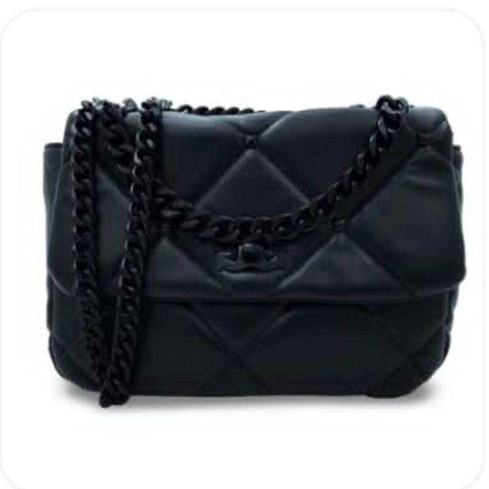 Gilda Paris Women's Small Black Quilted Lamb Skin Crossbody Bag